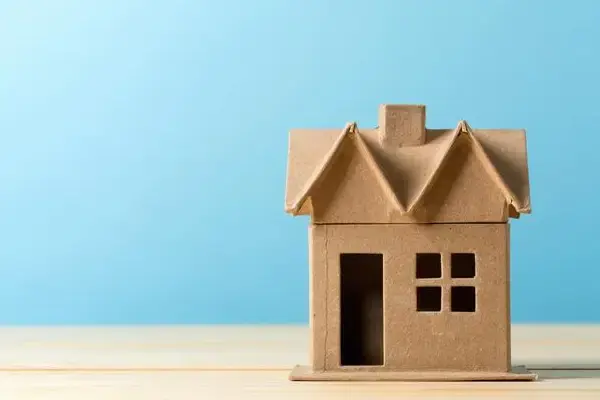 Bail commercial : interruption de prescription de la fixation judiciaire du loyer renouvelé/révisé